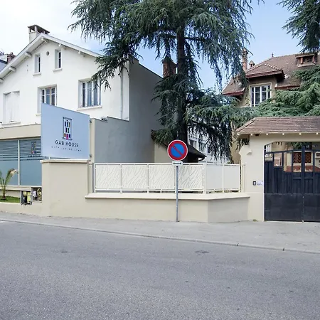 Gab House Брон