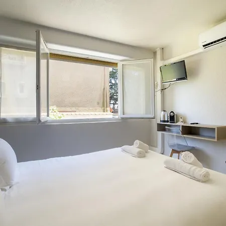 宾馆 Gab House *
