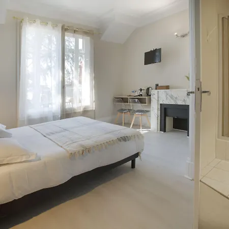 Gab House * 布龙